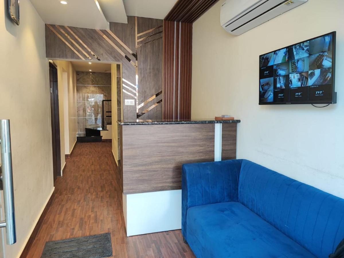 Sun Moon Residency And Apartments, Hotels In Rohini 델리 외부 사진