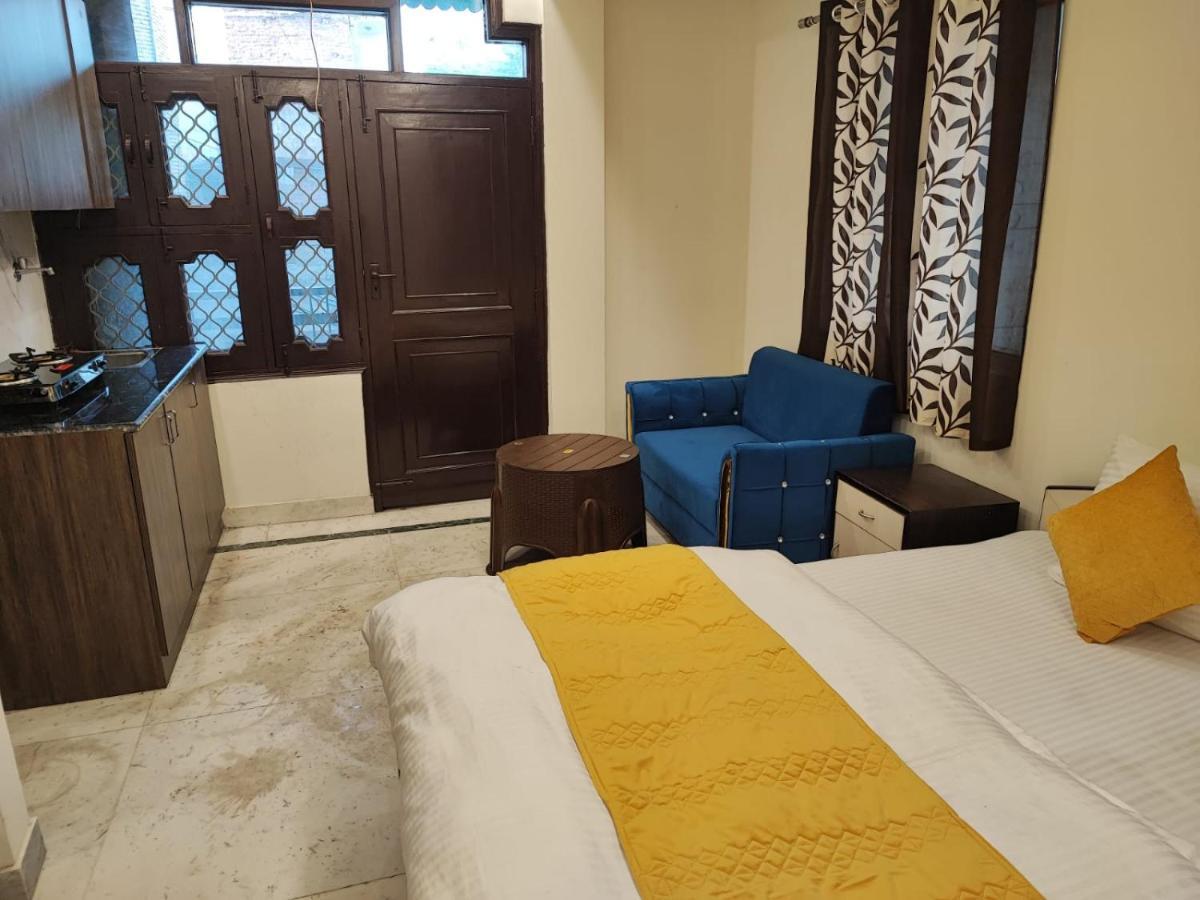 Sun Moon Residency And Apartments, Hotels In Rohini 델리 외부 사진